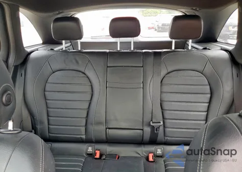 2017 Mercedes-Benz Glc 300 4Matic z USA, uszkodzony, nr VIN WDC0G4KB1HF239402